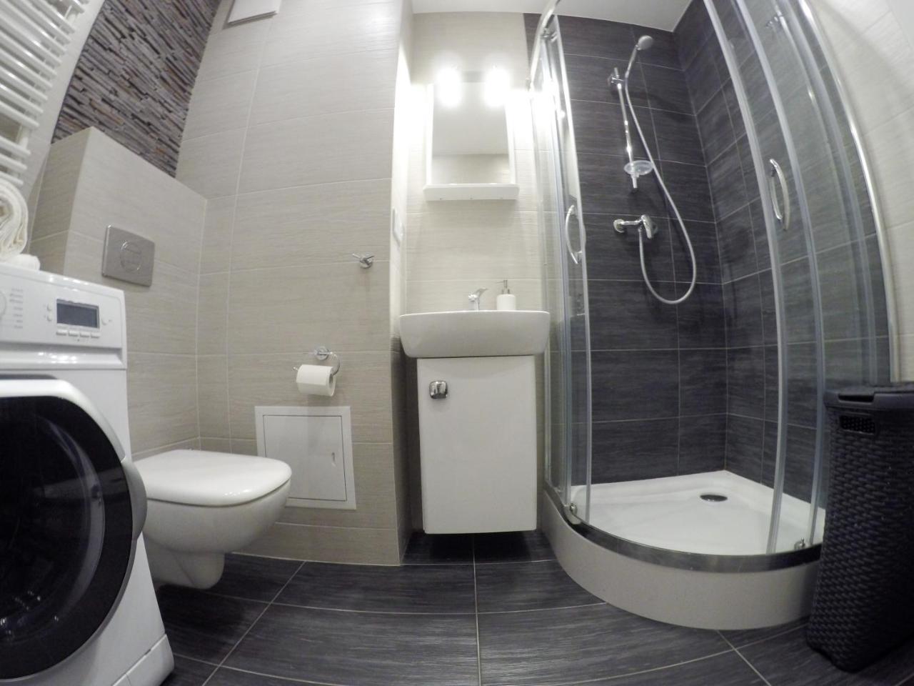 Apartament Obrzezna 3 Deluxe Warsawa Bagian luar foto